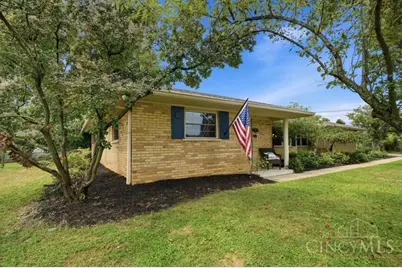 8575 Kentland Court, Amberley, OH 45236 - Photo 4