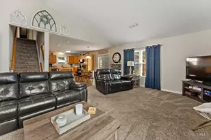 2045 Sunset View Ln, Batavia Township, OH 45102 - Photo 6