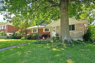 5615 Sprucewood Dr, Green Township, OH 45239 - Photo 2
