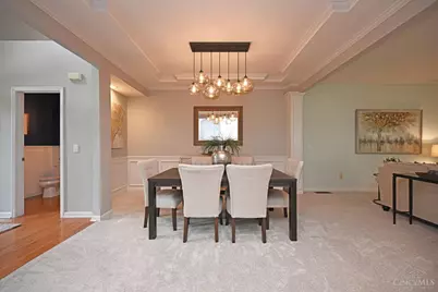 5005 Dovetail Lane, Cincinnati, OH 45223 - Photo 6
