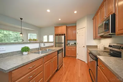 5005 Dovetail Lane, Cincinnati, OH 45223 - Photo 22