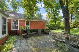 155 Magnolia Ave, Glendale, OH 45246 - Photo 46