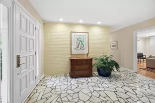 7375 Aracoma Forest Dr, Amberley, OH 45237 - Photo 4