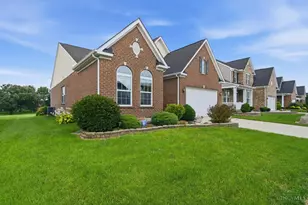 6478 Holly Ln, Fairfield Township, OH 45011 - Photo 2