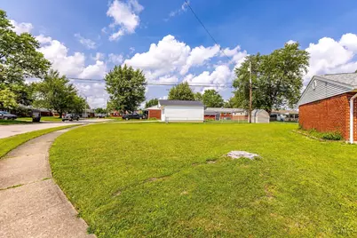 272 Foothill Drive, Brookville, OH 45309 - Photo 8