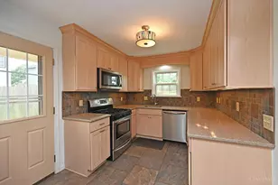 6337 Kincaid Rd, Cincinnati, OH 45213 - Photo 16