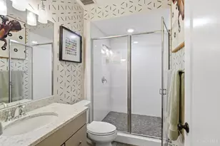 221 W 15th St, Cincinnati, OH 45202 - Photo 42