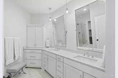 221 W Fifteenth Street, Cincinnati, OH 45202 - Photo 22