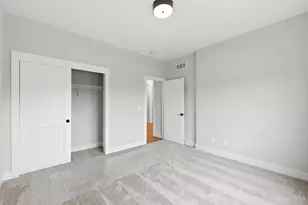 9333 Rochelle Ln, Clearcreek Twp., OH 45458 - Photo 10