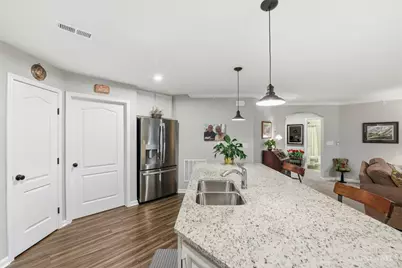 5870 Parkview Lane #201, Miami Township, OH 45150 - Photo 12