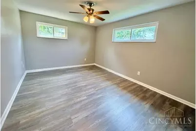 201 E Main Street, Owensville, OH 45160 - Photo 8