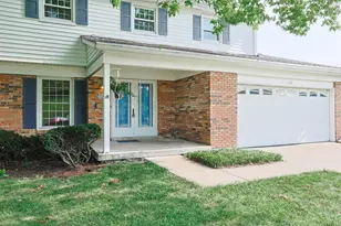 11180 Lincolnshire Dr, Forest Park, OH 45240 - Photo 8