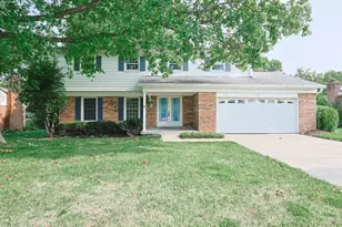 11180 Lincolnshire Dr, Forest Park, OH 45240 - Photo 2