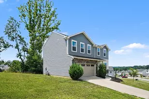 5737 Alpine Hts Dr, Morrow, OH 45152 - Photo 2