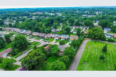 818 Heavenly Lane, Cincinnati, OH 45238 - Photo 38