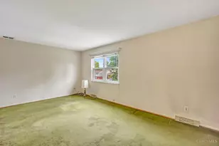 818 Heavenly Ln, Delhi Township, OH 45238 - Photo 8