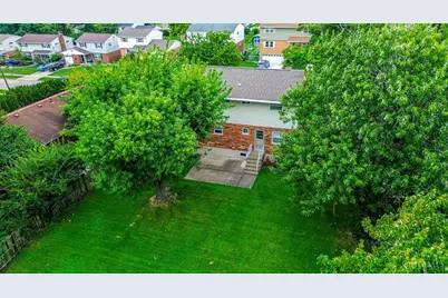 818 Heavenly Lane, Cincinnati, OH 45238 - Photo 40