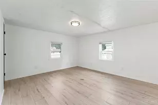 241 S Mary Ellen St, South Lebanon, OH 45065 - Photo 16