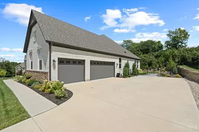 8858 Old Farm Drive, West Chester, OH 45069 - Photo 4