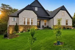 8858 Old Farm Dr, West Chester, OH 45069 - Photo 1
