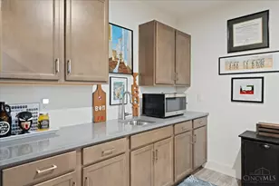 8858 Old Farm Dr, West Chester, OH 45069 - Photo 42
