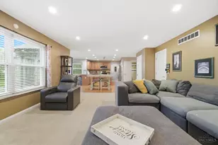 971 Caribou Run Ln, Miami Township, OH 45150 - Photo 6