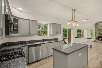 1482 Waycross Road, Forest Park, OH 45240 - Photo 12
