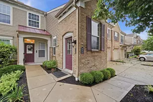 7464 Bridge Point Dr, Green Township, OH 45248 - Photo 2