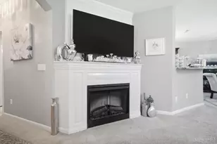 7464 Bridge Point Dr, Green Township, OH 45248 - Photo 10