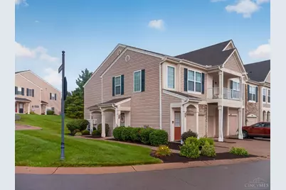 954 Crossing Pointe, Springfield Township, OH 45231 - Photo 2