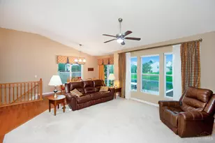 320 Huntington Dr, Hamilton Township, OH 45039 - Photo 10
