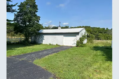 821 E Center Street, Blanchester, OH 45107 - Photo 2