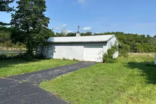 821 E Center St, Blanchester, OH 45107 - Photo 2