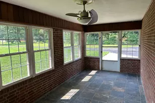 821 E Center St, Blanchester, OH 45107 - Photo 8