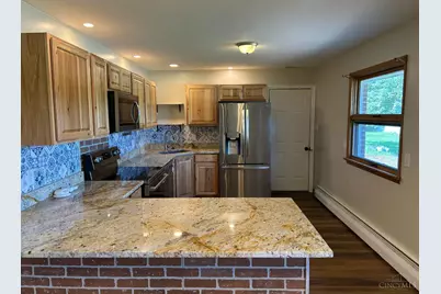 821 E Center Street, Blanchester, OH 45107 - Photo 4