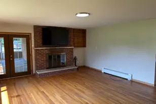 821 E Center St, Blanchester, OH 45107 - Photo 6