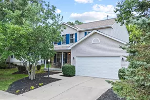 728 Oak Forest Dr, Hamilton Township, OH 45152 - Photo 2