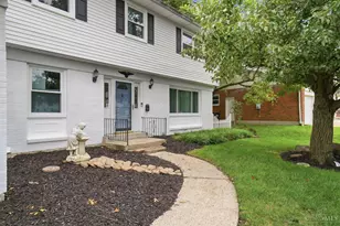 11962 Cedarcreek Dr, Springfield Township, OH 45240 - Photo 4