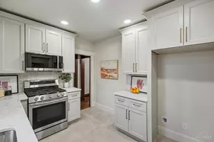3787 Hyde Park Ave, Cincinnati, OH 45209 - Photo 14