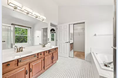 8042 Quail Meadow Lane, West Chester, OH 45069 - Photo 30
