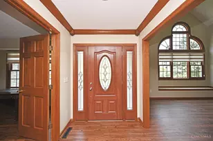 8405 Todd Creek Cir, West Chester, OH 45069 - Photo 4