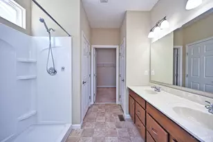 1006 Chatham Ln, Pierce Township, OH 45245 - Photo 20