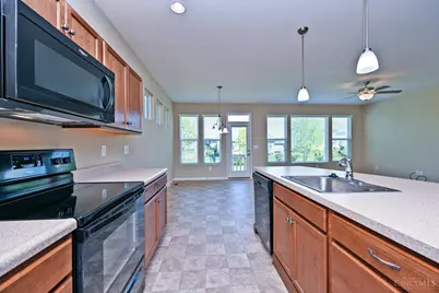 1006 Chatham Lane, Pierce Township, OH 45245 - Photo 14