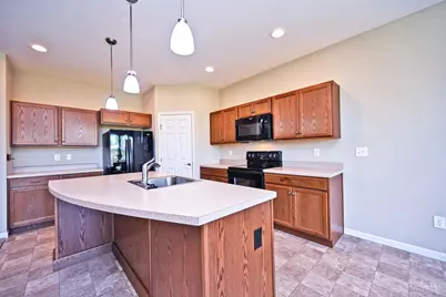 1006 Chatham Lane, Pierce Township, OH 45245 - Photo 10