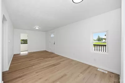 2051 Pater Avenue, Fairfield Township, OH 45015 - Photo 6