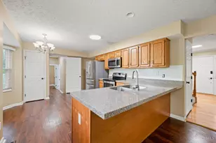 2899 Creekside Dr, Fairfield Township, OH 45011 - Photo 8