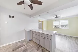 2612 Kathleen Ct, Cincinnati, OH 45239 - Photo 12