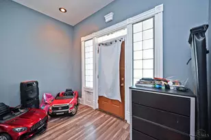 935 Woodlawn Ave, Cincinnati, OH 45205 - Photo 4