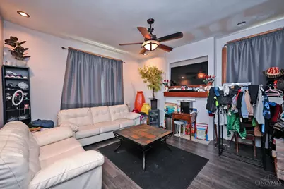 935 Woodlawn Avenue, Cincinnati, OH 45205 - Photo 6