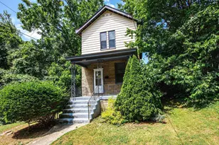 1085 Church Ave, Glendale, OH 45246 - Photo 2